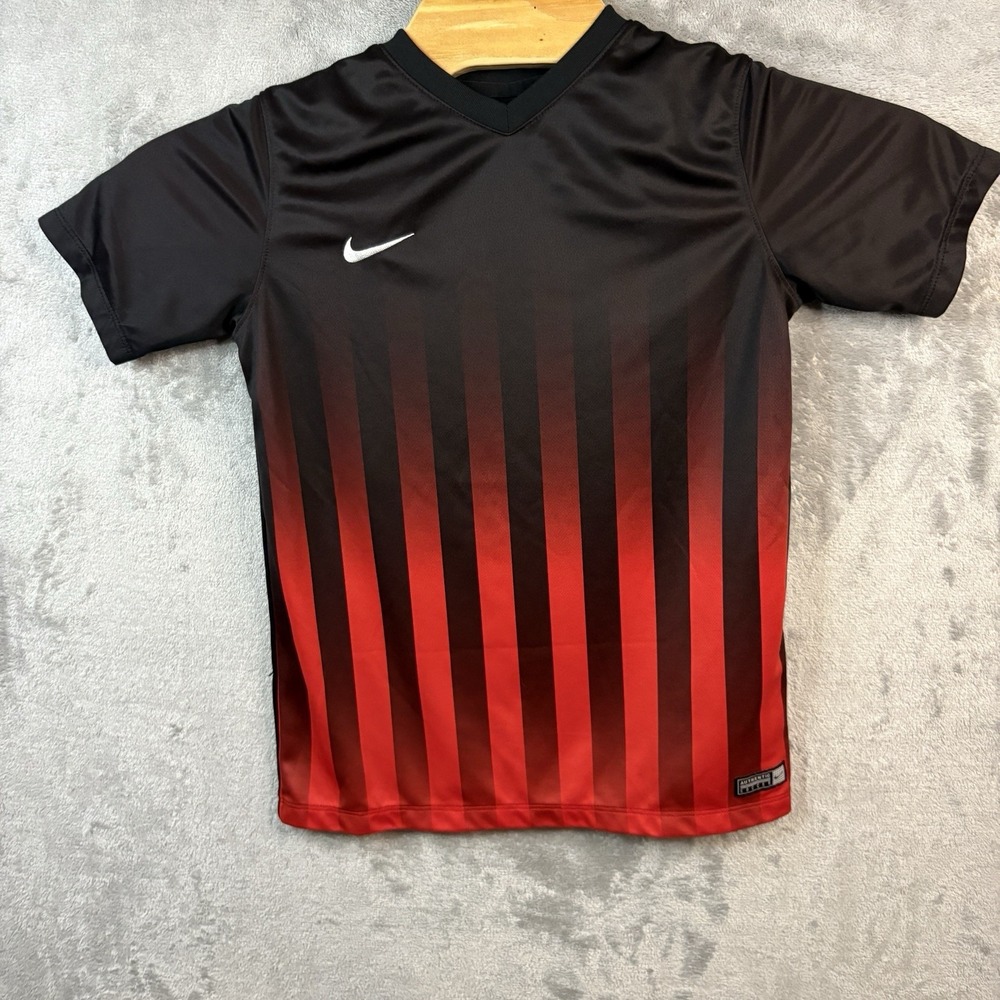 Nike Dri-fit Boys Size Large V Neck Red Black Striped Short Sleeve Shirt Zero